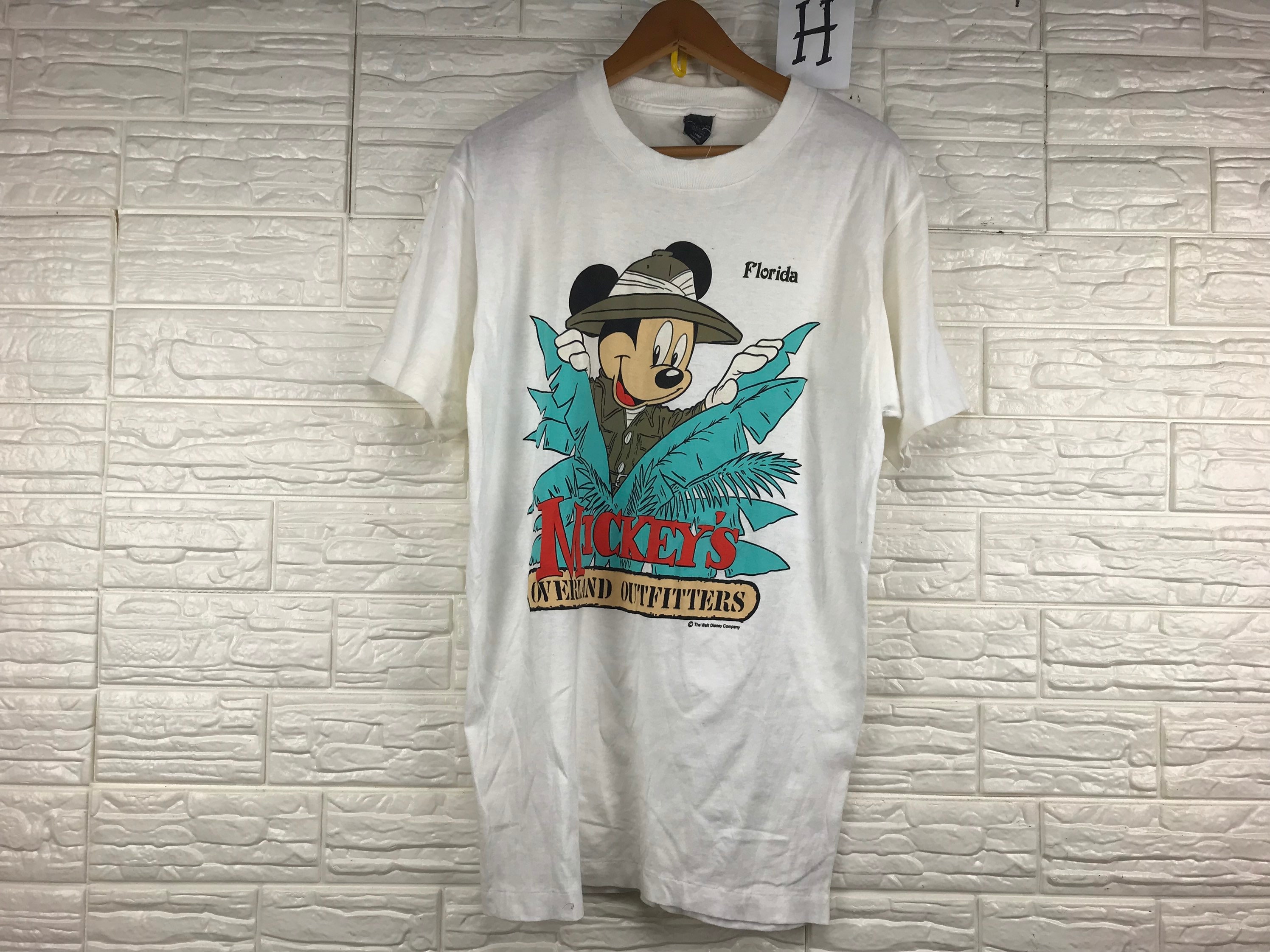 Vintage Mickey's Overland Outfitters the Walt Disney Company 90s L