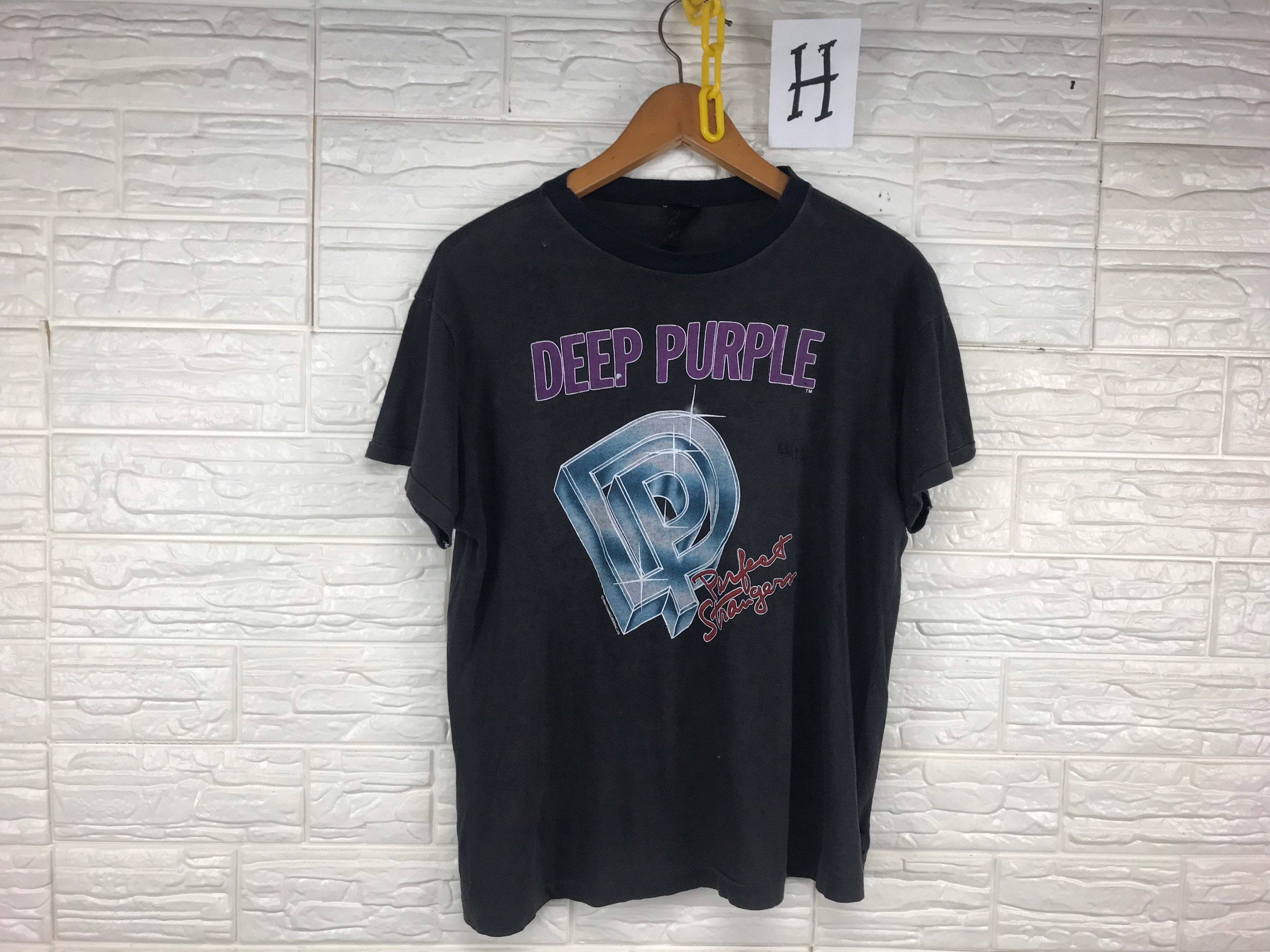 【激レア★ヴィンテージ】ディープパープルEUROPE1985 Tシャツ MJ29 b0fb15df7f0b707cc42a1e18aa8617