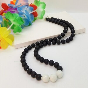 Hand Strung Glass Beaded Necklace,beautiful,black and white beads, costume jewelry, quality made,male or female gift, dad,grand dad, present