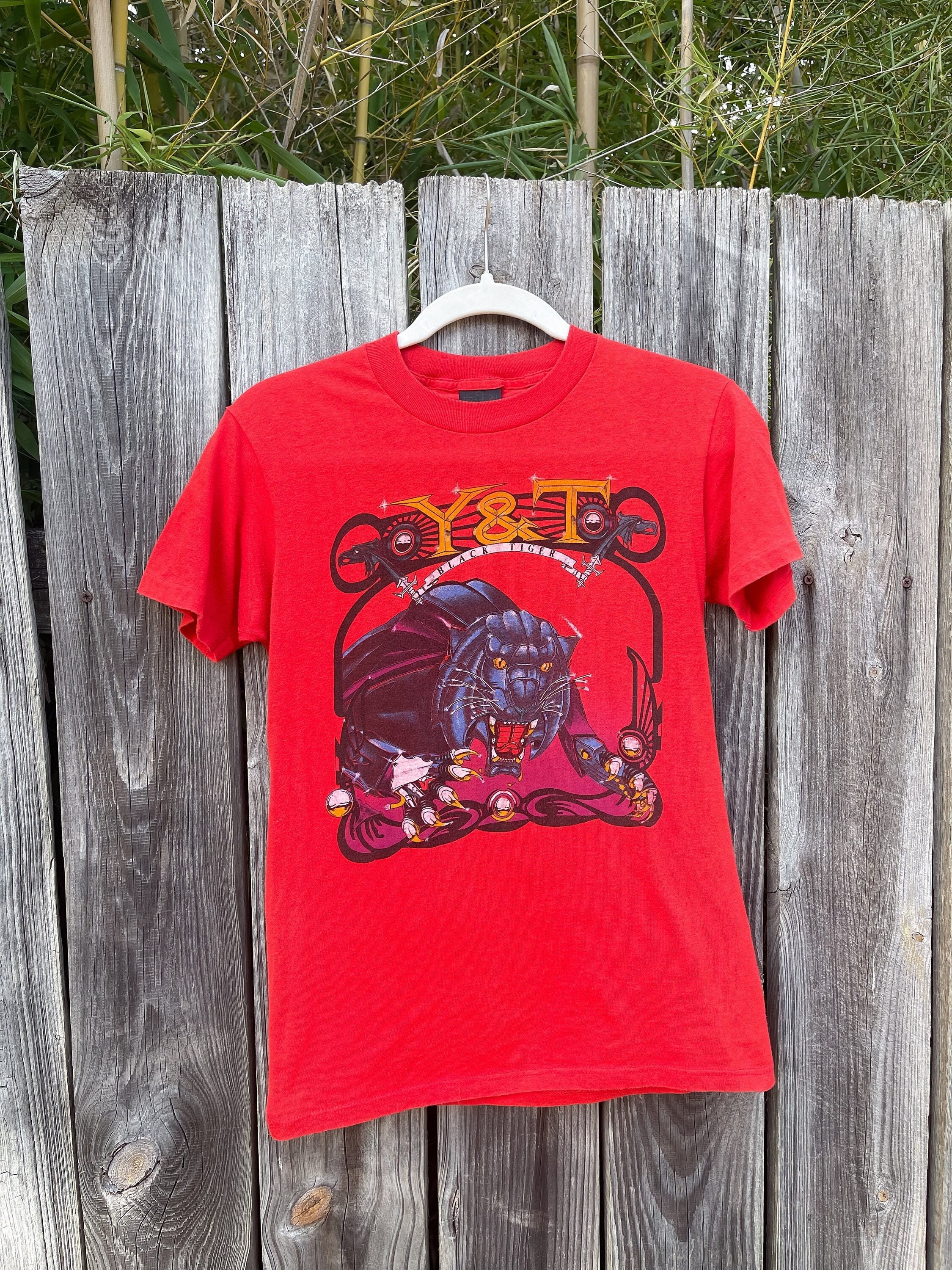 Vintage 1985-1986 Y&T Black Tiger Tour Concert Tshirt- Sz Medium  
