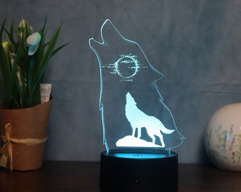 Howling wolf as LED table lamp and night light for decoration, gift idea for kids and adults