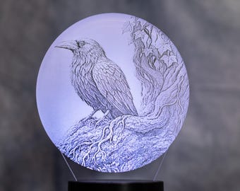 Raven Lamp LED Night Light, Bird Gift for Nature and Gothic Fans, Mystical Decor Lamp