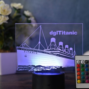 Personalized Titanic LED table lamp - Unique Titanic model gift for collectors and enthusiasts