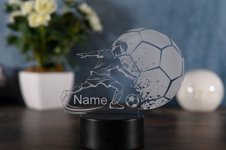 Personalisierte Fußball Lampe Geschenk Idee für Fußballer Kinder und Erwachsene Lampe als Nachtlicht Tischlampe Wohnungsdekoration Bild 7