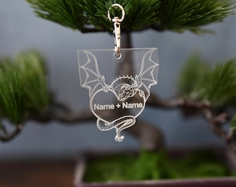 Portachiavi o ciondolo a forma di drago – Drago della notte nera e drago luminoso – Figura in pasta polimerica – Regalo – Gioielli in Fimo - Italia