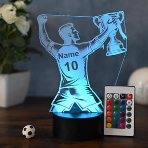 Personalisierte Fußball Lampe Geschenk Idee für Fußballer Kinder und Erwachsene Lampe als Nachtlicht Tischlampe Wohnungsdekoration