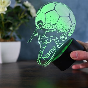 Personalisierte Fußball Lampe Geschenk Idee für Fußballer Kinder und Erwachsene Lampe als Nachtlicht Tischlampe Wohnungsdekoration Bild 5
