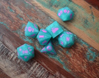 Jade Green Matte Finish Sharp Edge Dice Set