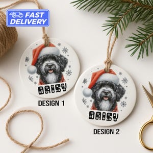 Adorno personalizado de Bernedoodle, adorno de perro personalizado, huellas de margaritas, adorno navideño con gorro de Papá Noel, decoración navideña, regalo para mascotas, amantes de los perros