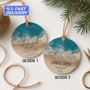 Adorno personalizado para pareja comprometida, adorno navideño de compromiso, regalos de compromiso únicos y personalizados para parejas, regalos para recién comprometidas.