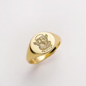 Anello con stemma di famiglia • Stemma • Anello con stemma di famiglia • Gioielli personalizzati • Anello personalizzato • Anello in oro • Anello con sigillo • Anello importante