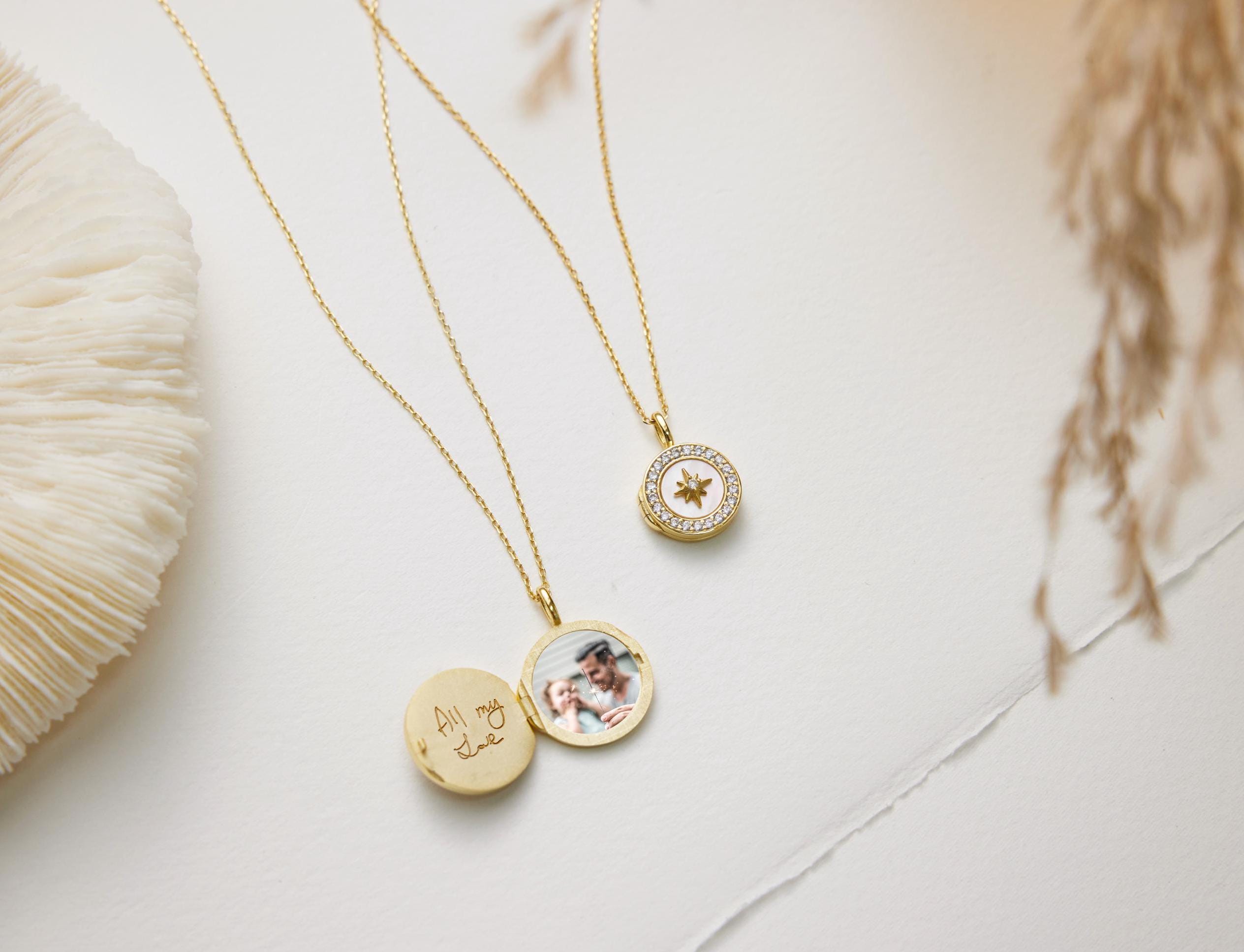 Mother of Pearl Northern Star locket • Wedding Gift • Photo Locket • Engraved Locket • Customized Locket • Gold Locket • Personalized locket