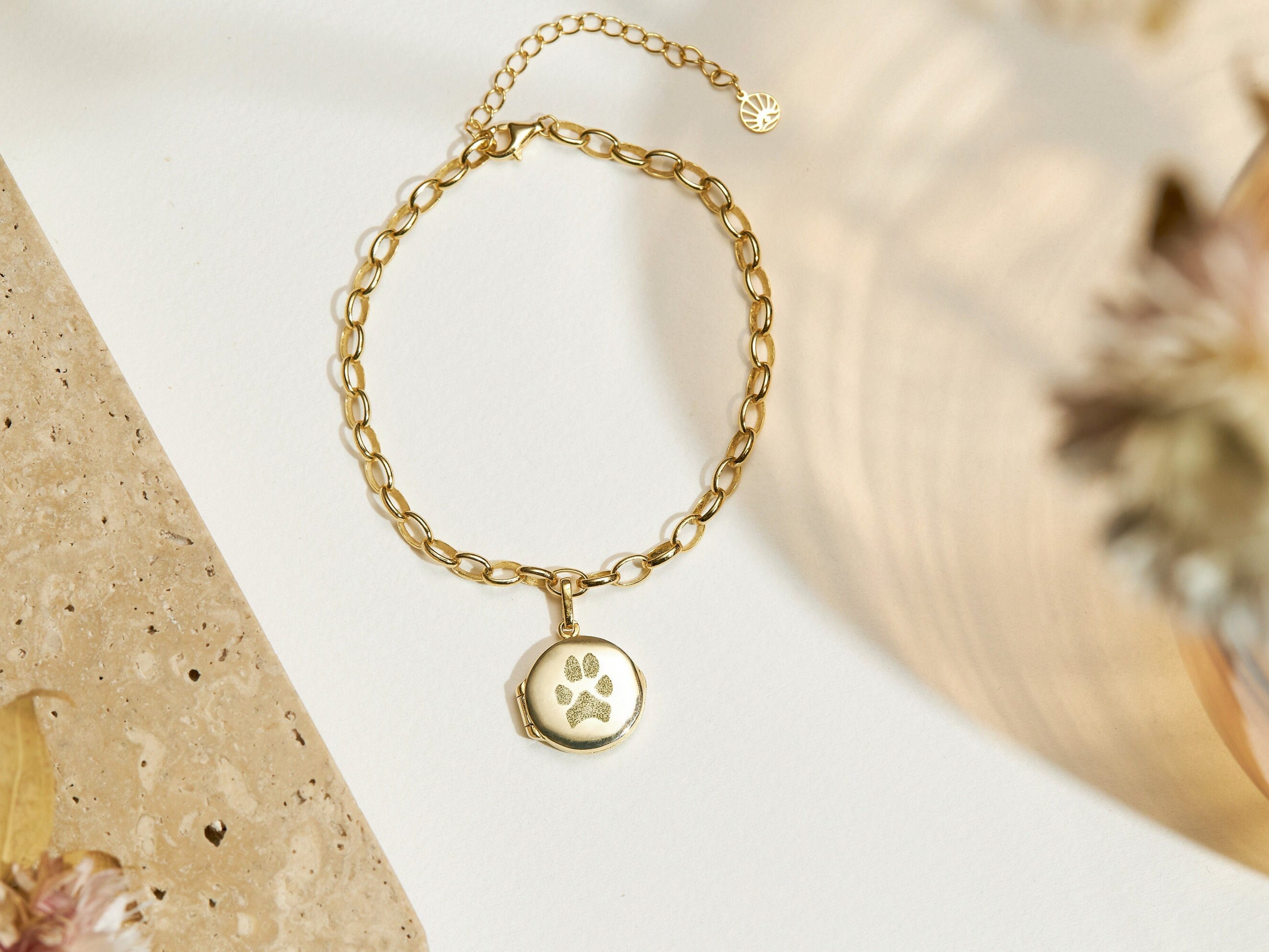 Custom Dog Paw Charm Bracelet, Engraved Dog Ear Bracelet, Dog Breed Jewellery, Custom Dog Name Bracelet, Dog Owner Jewellery, Custom Dog Gift, Personalised Puppy Ear Bracelet, New Puppy Gift