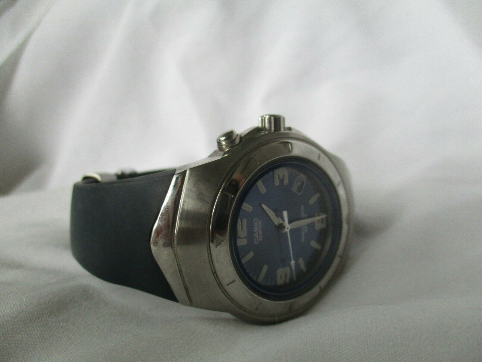 casio edifice water resist 10 bar