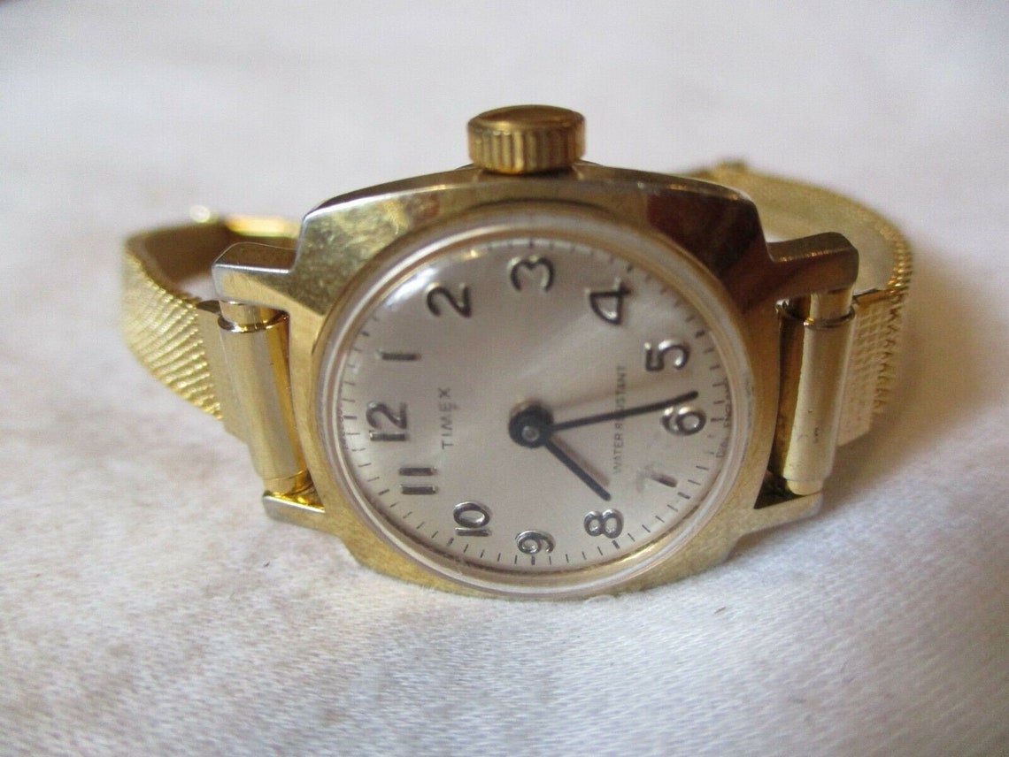 Timex Wind Up Watch Gold Tone Round Face Vintage Water Etsy