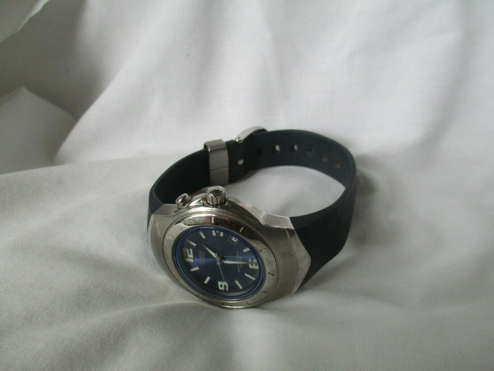casio edifice water resist 10 bar