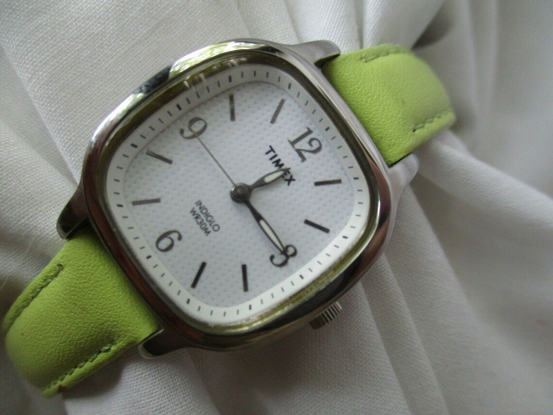montre timex indiglo wr 30m