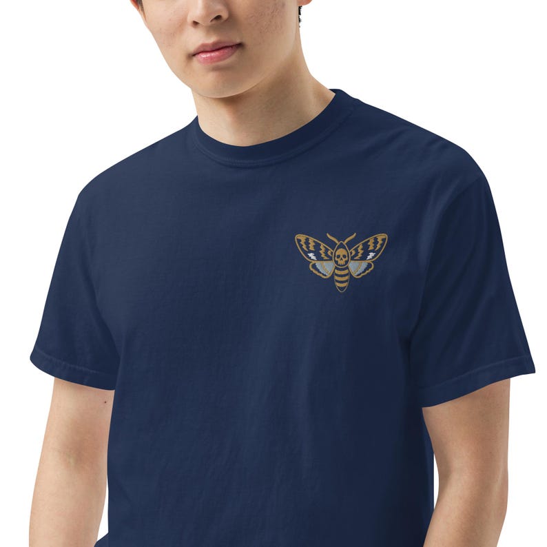 Unisex garment-dyed heavyweight t-shirt