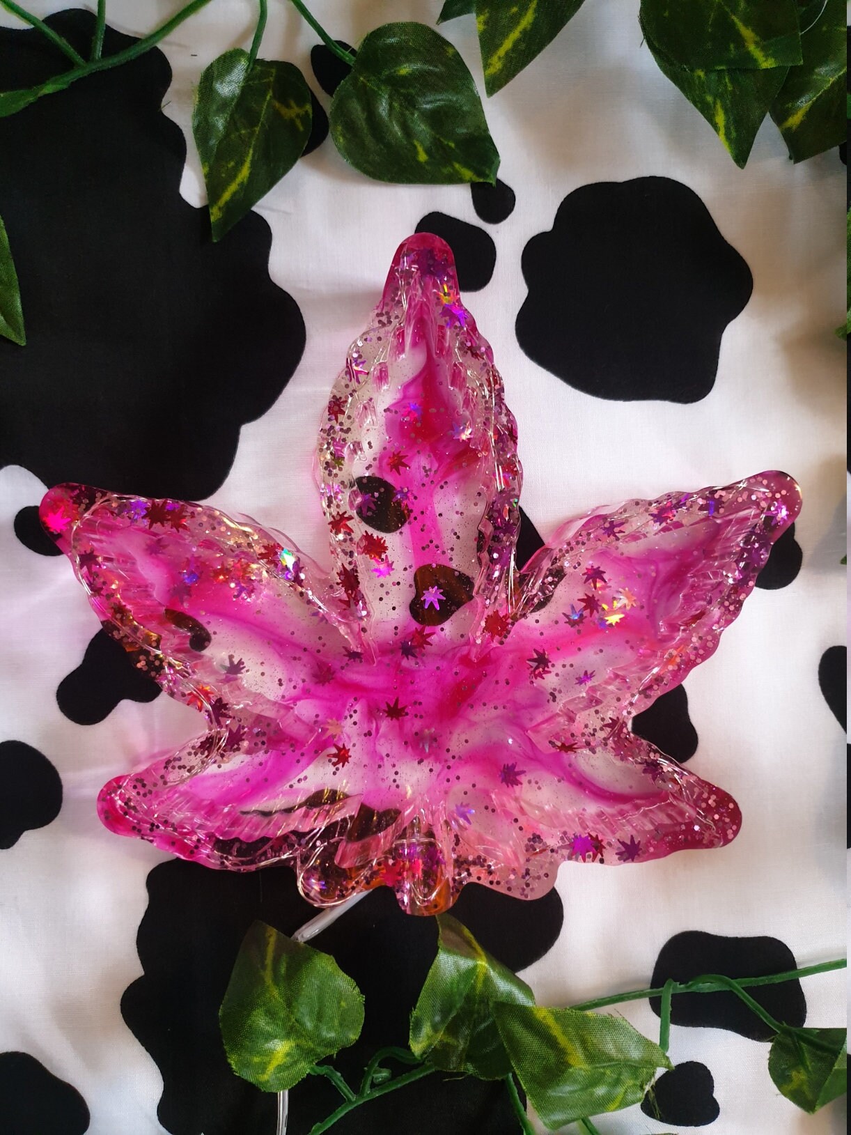 LED Leaf Ashtray (various colours available)
