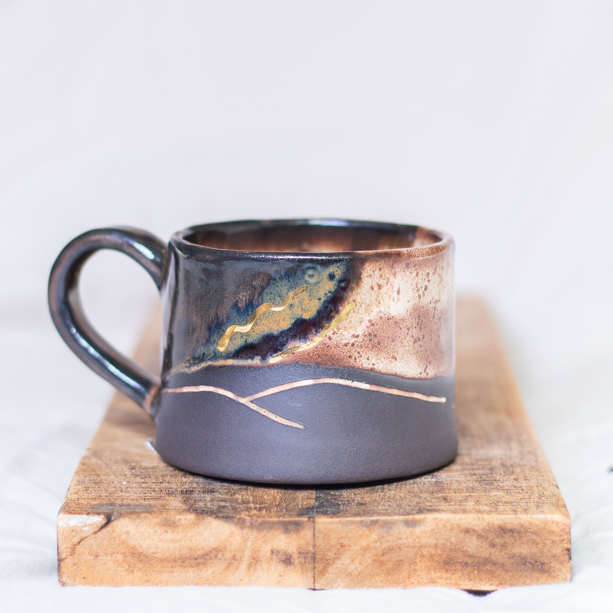 tasse en céramique faite à la main pour café, thé ou cappuccino | poterie fonctionnelle paillettes rustiques, bleues, brunes, noires lustre