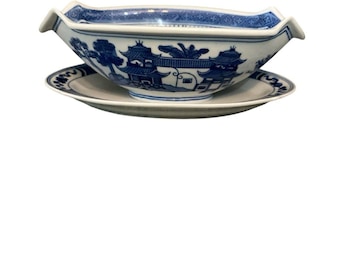 Antique Blue Willow 1800s Gravy Boat & Under Plate Dish 9x 5.5 Chinese Export