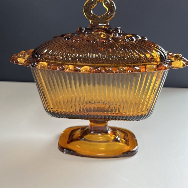 Vintage INDIANA GLASS Lace Edge Amber Oblong Candy Box Dish Lid Pedestal 1471
