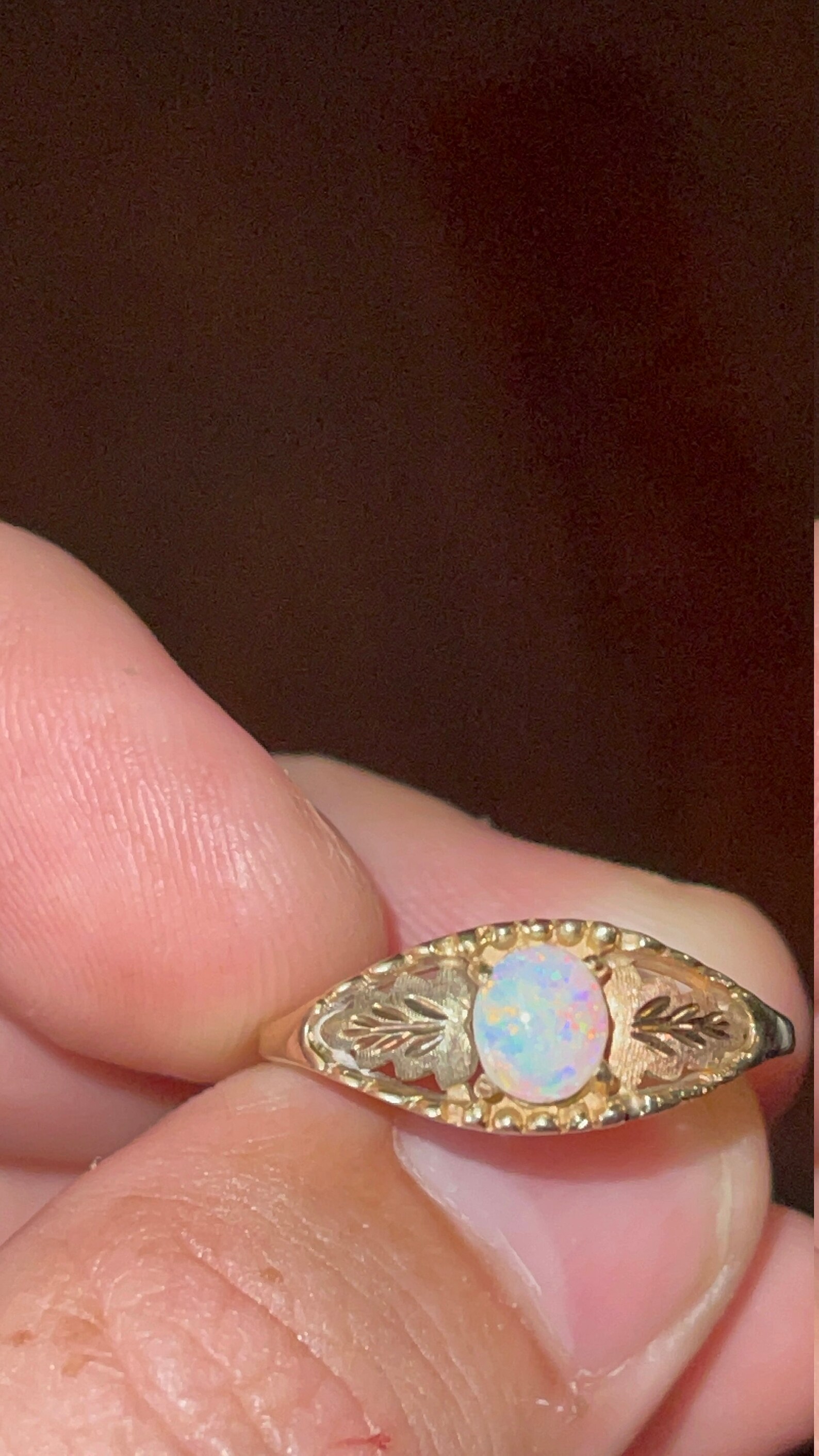 Andamooka Crystal Opal Gold Ring Etsy