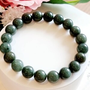 Deep Farn Grün Großer Jadeit Armband | Natürlicher Burma Typ A Jadeit | Perlen 9,5mm | Passform 16-17cm Handgelenk | Gratis DIY Kit | Urlaubsgeschenk