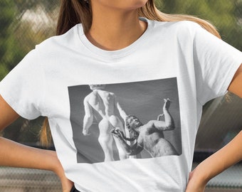 Funny and Artistic Fingering Statues | Unisex and Soft Vintage Tee | French | Photography | Black and White Tee | Aesthetic Shirt | Abstract