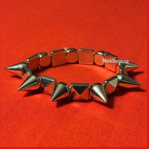 1 Row Mixed Pyramid Spiked Goth Glam Bracelet