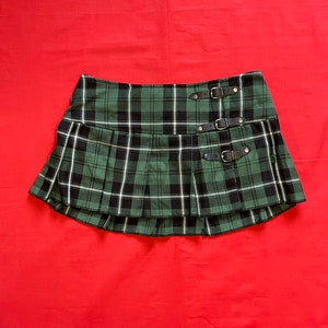 Royal Bones by Tripp NYC Green Plaid Pleated Mall Goth Skirt M