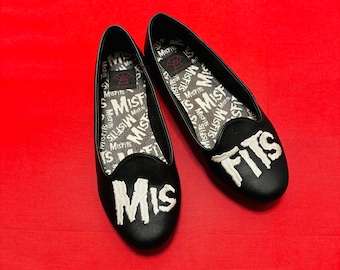 Misfits Logo Embroidered Toe Dagger Flats Goth Punk Slip On Shoes Size 7