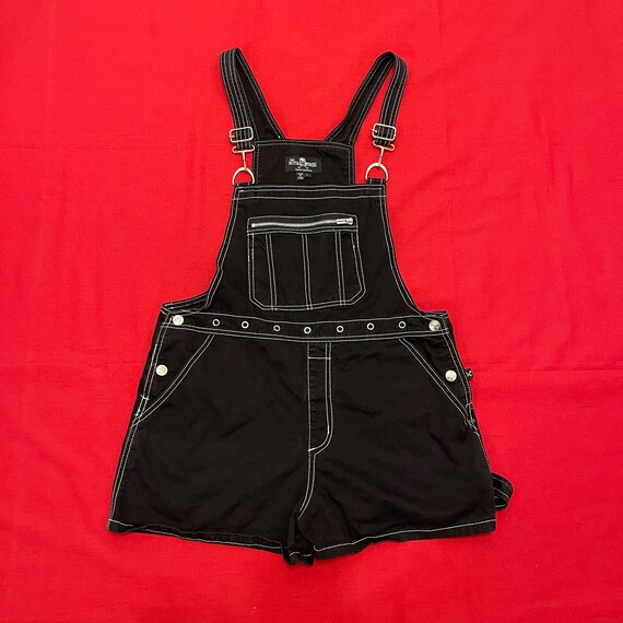 Black overalls sales with white shirt