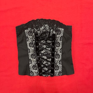 VTG Tripp NYC Black Lace Goth Corset Top L