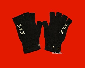 Barbwire Spike Acrylic Emo Goth Spooky Fingerless Gloves