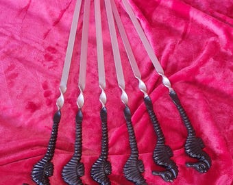 Spiedino per barbecue a forma di cavalluccio marino forgiato a mano, spiedino per kebab in metallo fatto a mano, strumento unico per grigliate, regalo per gli amanti del barbecue, per cucinare all'aperto