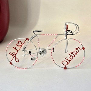 Personalisierbares Mini-Fahrrad zum Valentinstag – Einzigartiges Deko-Element für Zuhause – Romantisches Geschenk