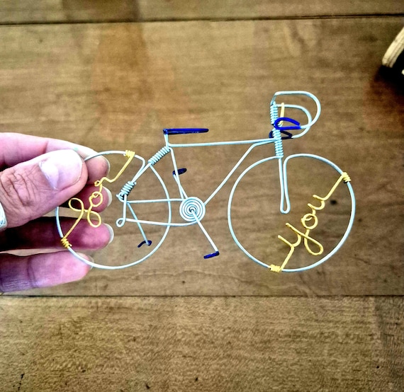 Miniature Wire Racing Bike, Perfect Gift for Cyclists and Collectors, Handmade Bicycle Sculpture, Adorable Mountain Bike