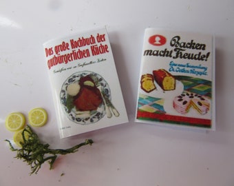 Kochbuch & Backbuch  /  Miniatur Puppenstube