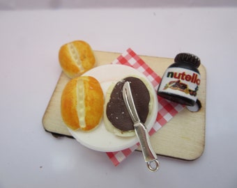 Gedeck mit Nutella Brötchen   / Puppenstube Miniatur Fimo