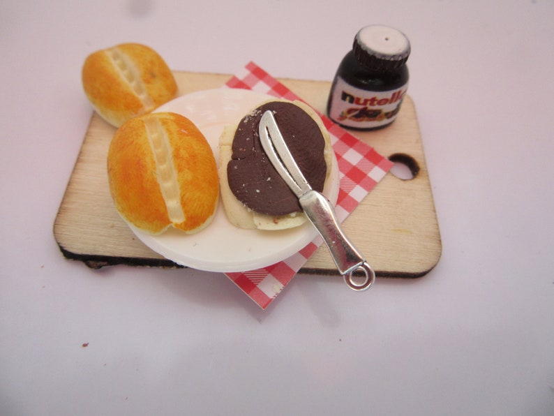 Gedeck mit Nutella Brötchen / Puppenstube Miniatur Fimo Bild 2