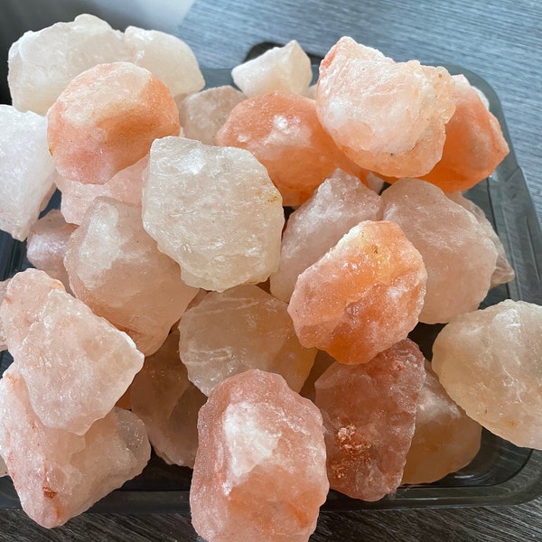 Himalayan salt rock chunks/metaphysical properties/protection stone,crystals,witchy tools/home decor,self love,deflects negative energy