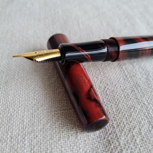 N6 Nikko Ebonite (Mottle Red/Black) Handmade Fountain Pen