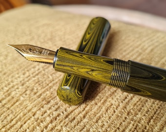 N6 Nikko Ebonite (Ripple Black and Green) Handmade Fountain Pen