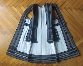 antike 1800er Trachtenjacke aus Eleusis, Attica, Griechenland / handbestickter Mantel / Eleusinische Weste, Trachtenweste / Mittelgriechenland
