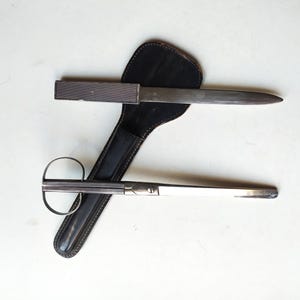 Tijeras y abrecartas antiguos de plata de ley en estuche de cuero original / juego de escritorio de plata de mediados de siglo, juego de oficina / Sellos distintivos / Lujo moderno