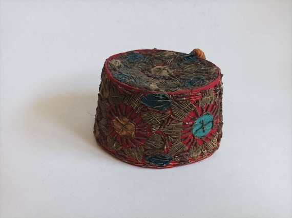 Antique gold thread embroidery red Fez Hat / Trad… - image 4