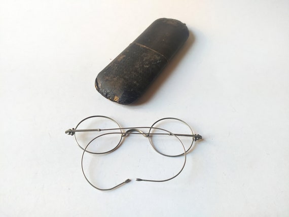 antique eye glasses in original case / wire rims … - image 4