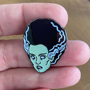 Bride of Frankenstein, Bride of Frankenstein pin, Vintage Halloween, Halloween enamel pin, Halloween pin, Frankenstein