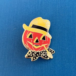 Vintage Halloween jack o’lantern, Halloween pin, jack o’lantern pin, vintage Halloween